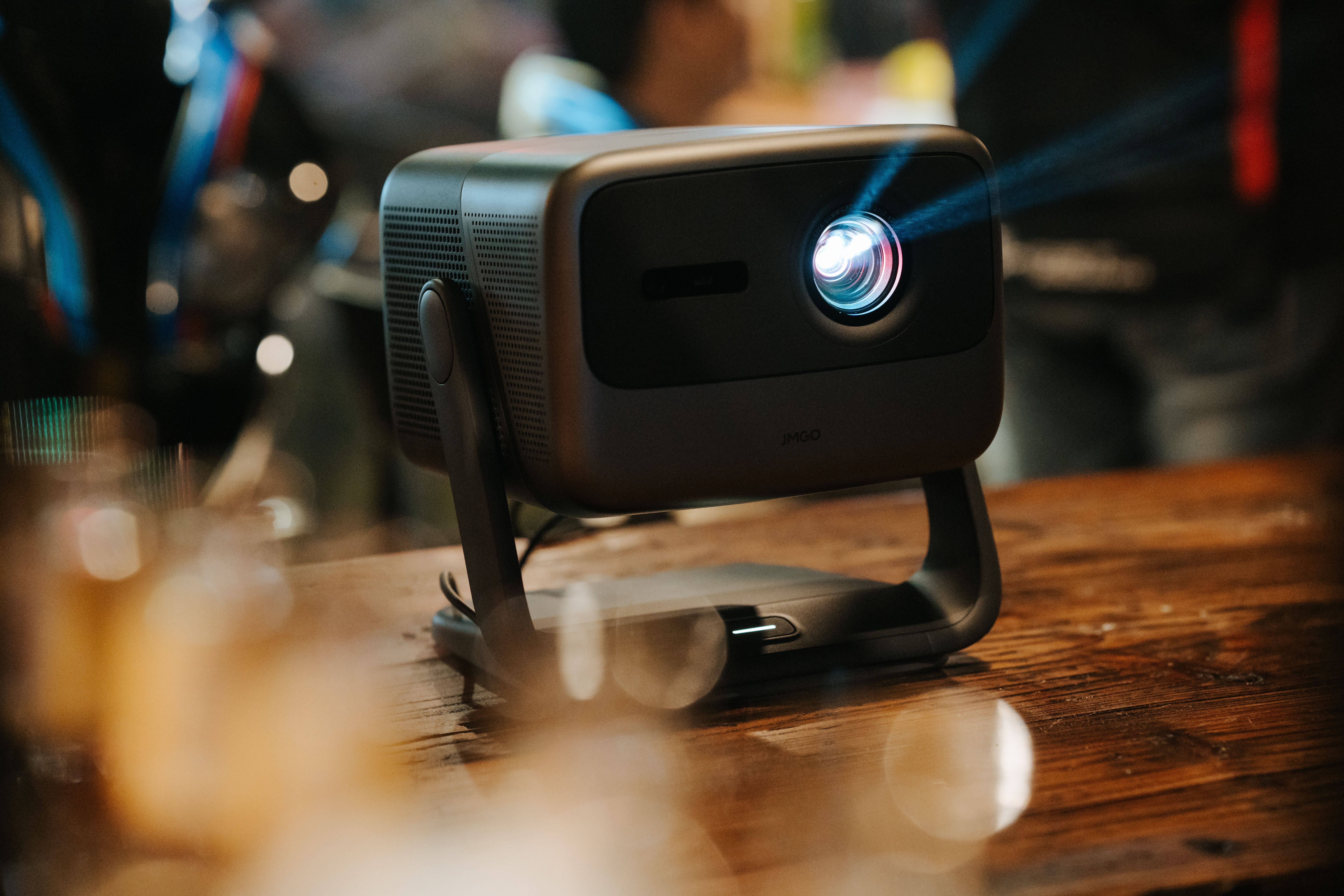 激光投影與顯示設(shè)備安全等級認(rèn)證 (圖1)